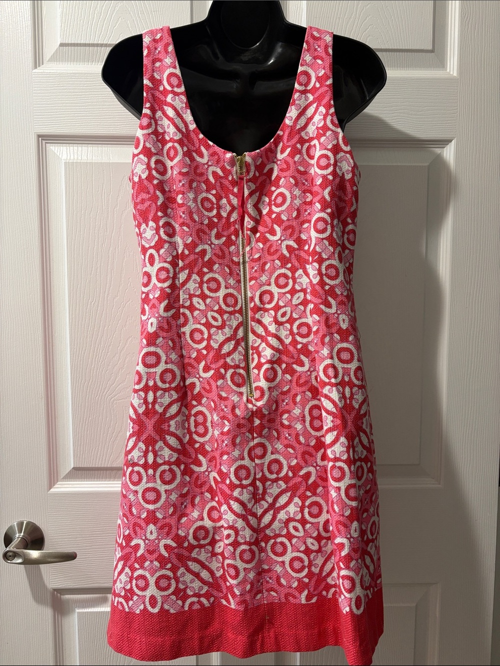 Just Taylor Pink Pattern Dress
Size 10 • Effortless Summer Style” - Picture 2 of 4